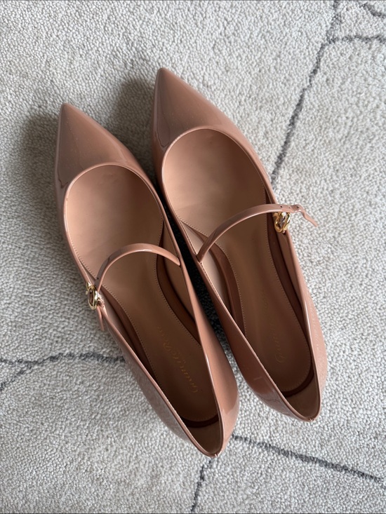 Gianvito Rossi Shoes - Brand new, Gianvito Rossi Patent Pointed Mary Jane Flats in Nude Pink